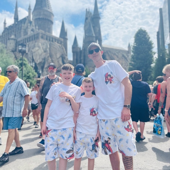 New York Couture * One of a Kind* VINTAGE Reworked Harry Potter Pocket Shorts - Picture 5 of 6